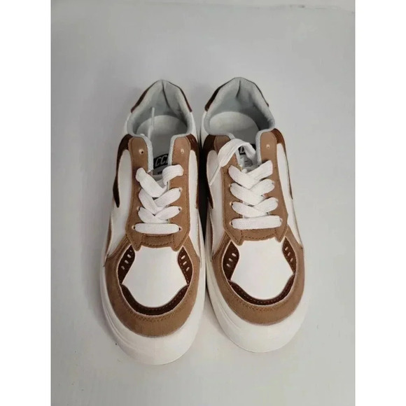 CCDB womens lace up brown white low top sneaker shoes size 7 Medium - Picture 6 of 7